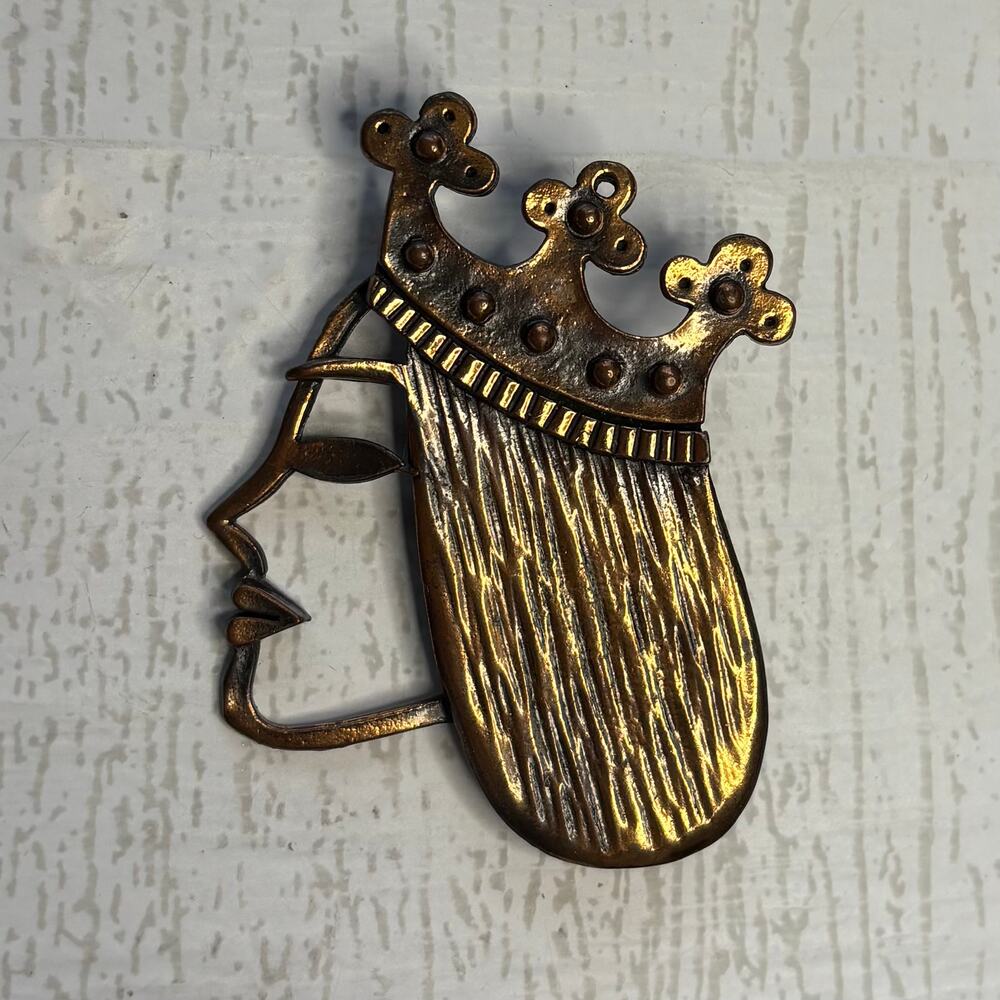 Vintage Copper Queen of Hearts Brooch Modernist Figural Pin 2.5"